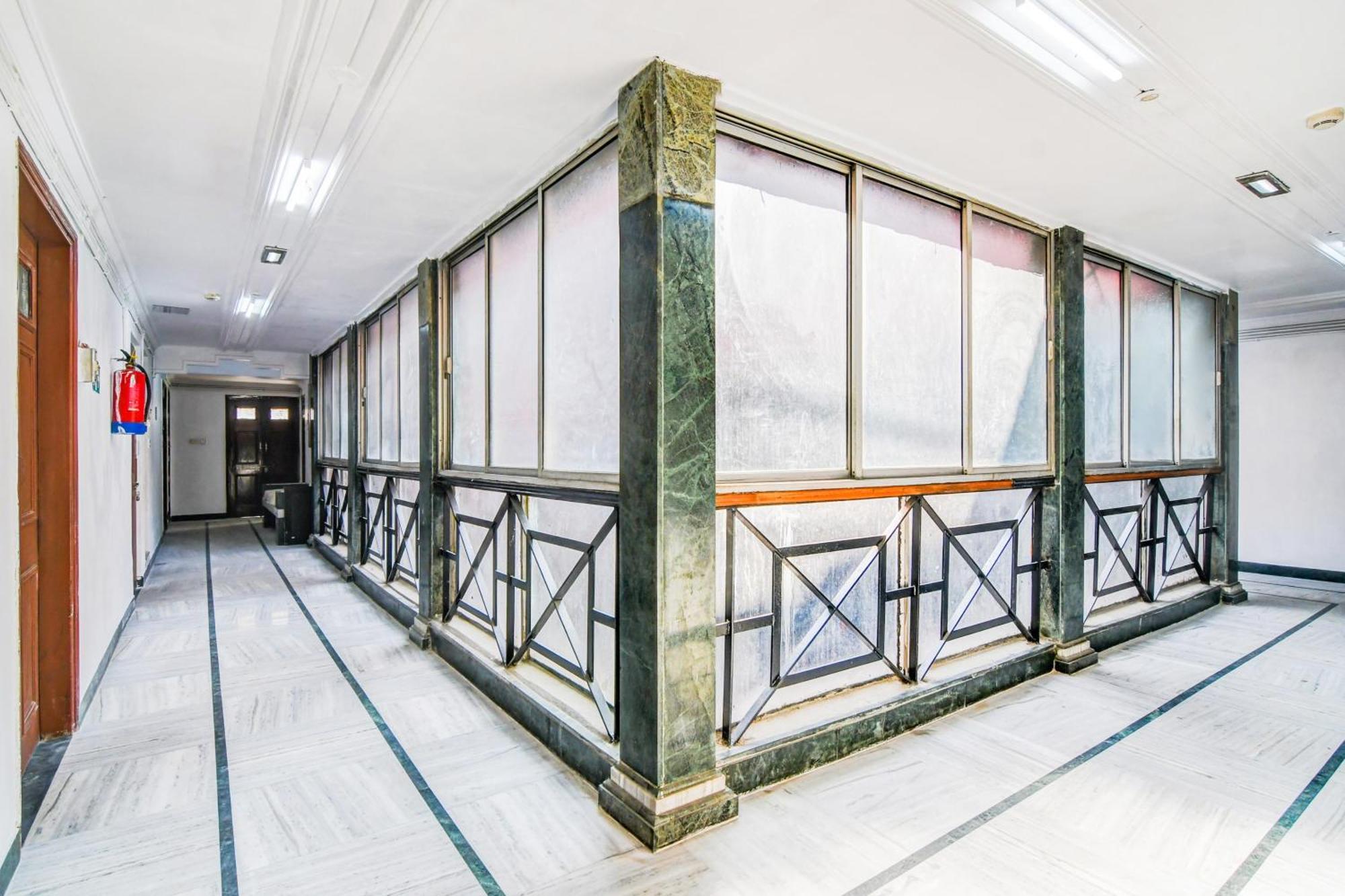 Super Hotel O Lenin Sarani Calcutta Eksteriør billede